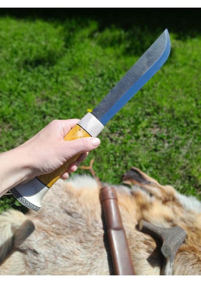 Handmade big Leuku knife.