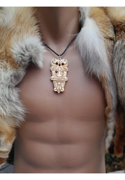 Unique hand carved Viking God Odin amulet with ravens. Óðinn jewelry. Scandinavian artwork. Norse Warrior Pendant