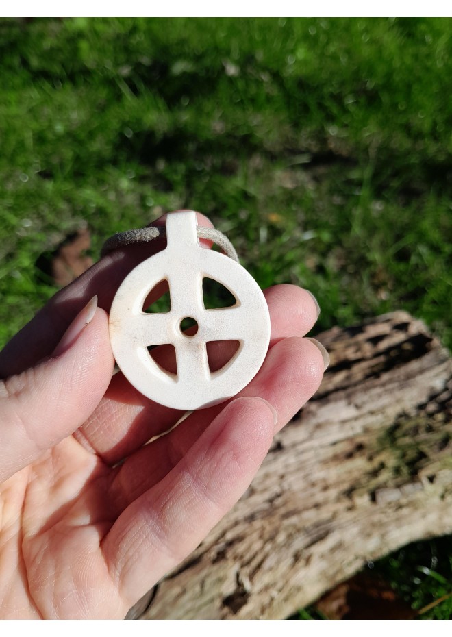 Hand-carved Norse Sun Cross amulet. Solar wheel pendant. Celtic pagan circle jewelry. Odin Cross art. Heathen, shaman talisman