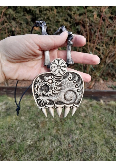 Wolf paw amulet – fierce wolf, helm of awe & algiz rune