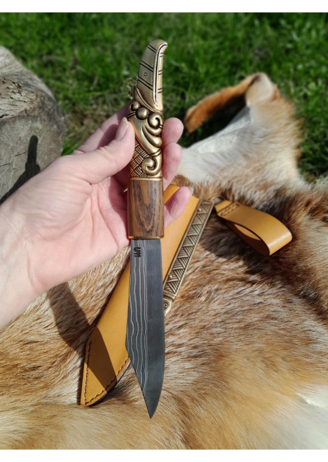 Hand-forged Viking knife. Norse seax with Raven handle