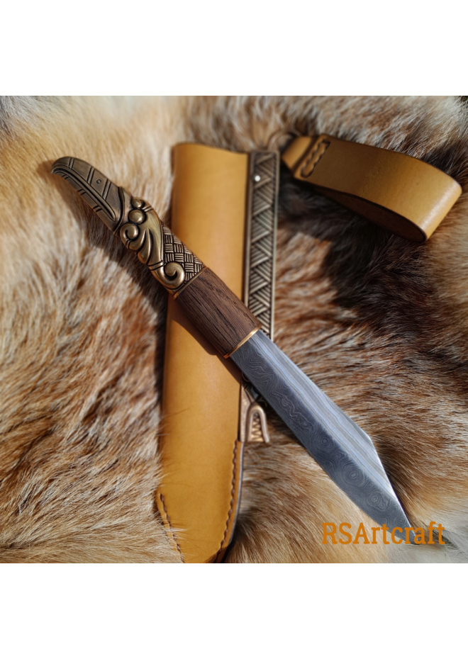 Hand-forged Viking knife. Norse seax with Raven handle