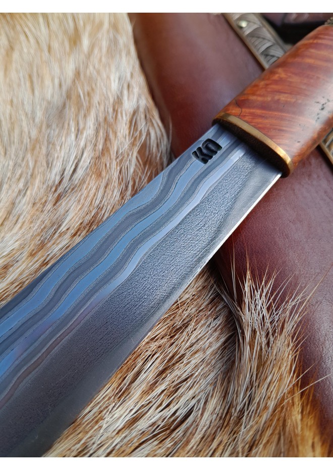 Norse knife with Raven handle. Leather sheath with Dragon 