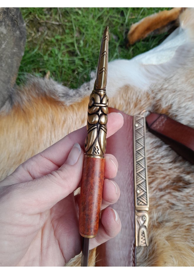 Norse knife with Raven handle. Leather sheath with Dragon 
