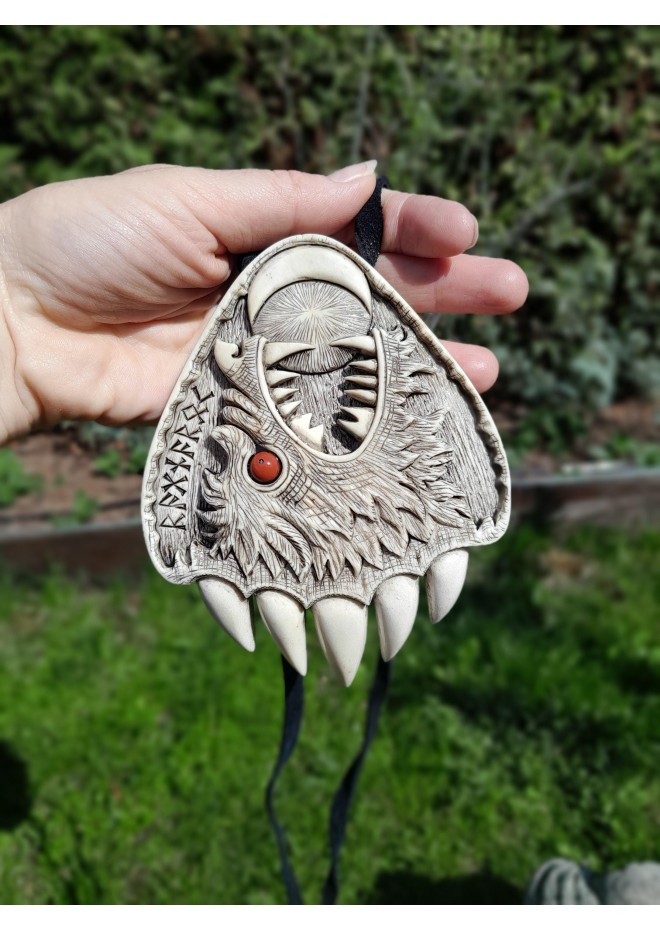 Hand-carved Viking amulet – Wolf, sun & moon symbol