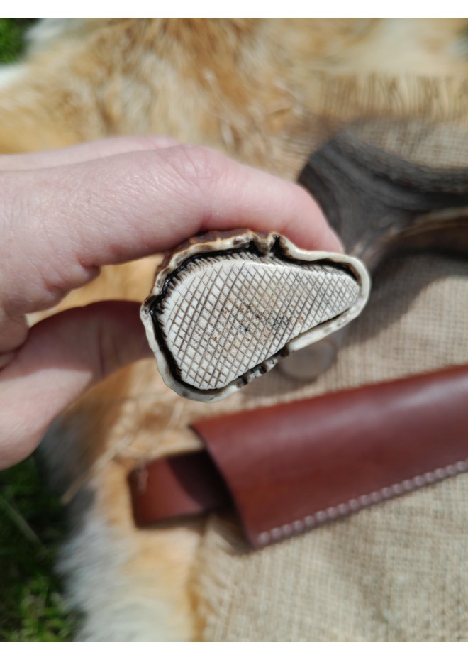 Norse knife "Odin" with antler hand-carved handle & sheath.