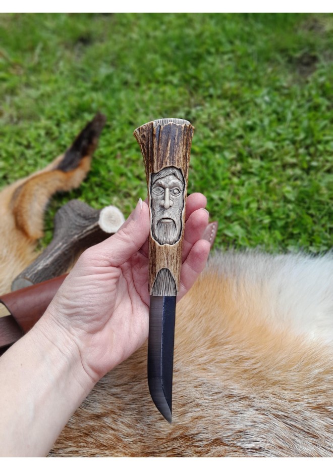 Norse knife "Odin" with antler hand-carved handle & sheath.