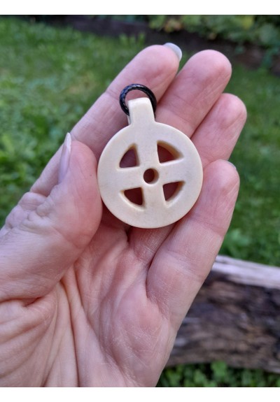 Hand-carved Viking rune pendant – Odin’s cross solar amulet
