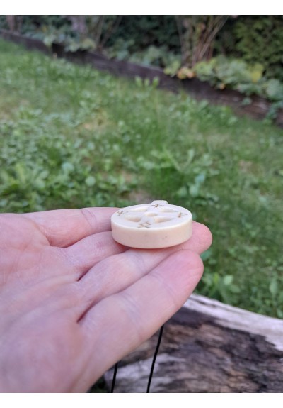 Hand-carved Viking rune pendant – Odin’s cross solar amulet