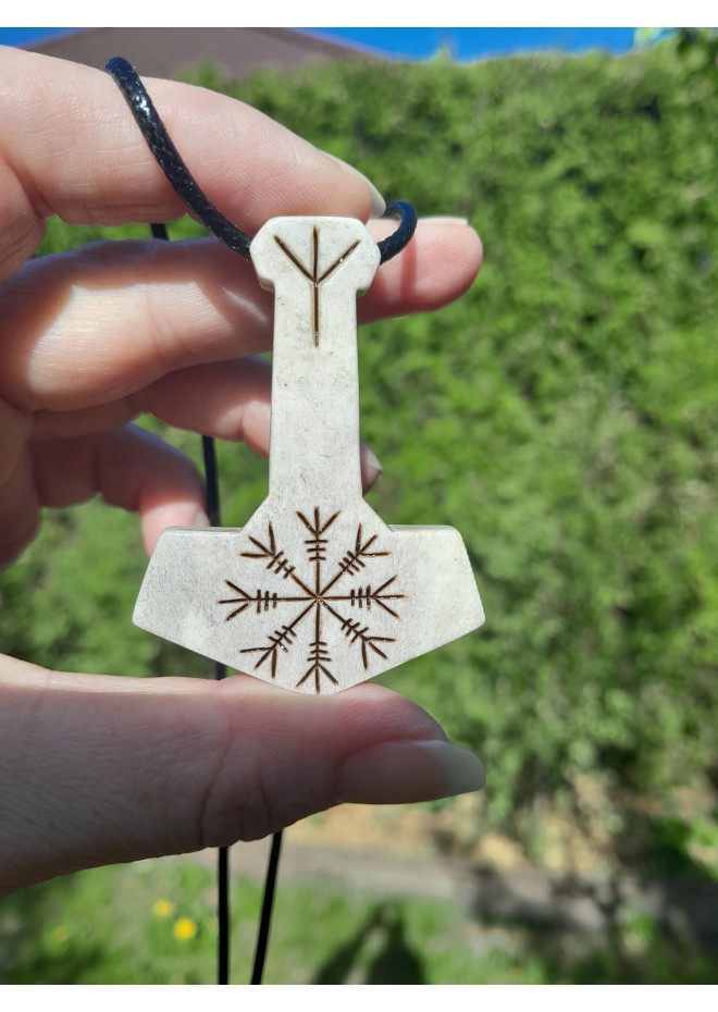 Custom Mjolnir amulet with Helm of Awe design