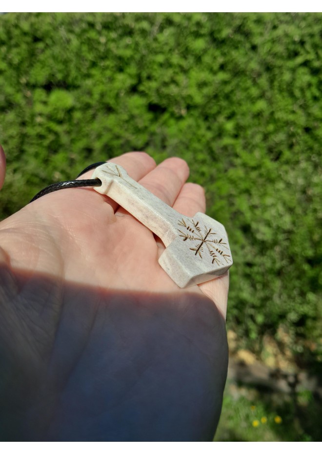 Custom Mjolnir amulet with Helm of Awe design