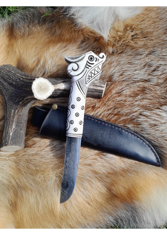 Handmade Vikings knife "Fenrir" with leather sheath. Wolf head knife.