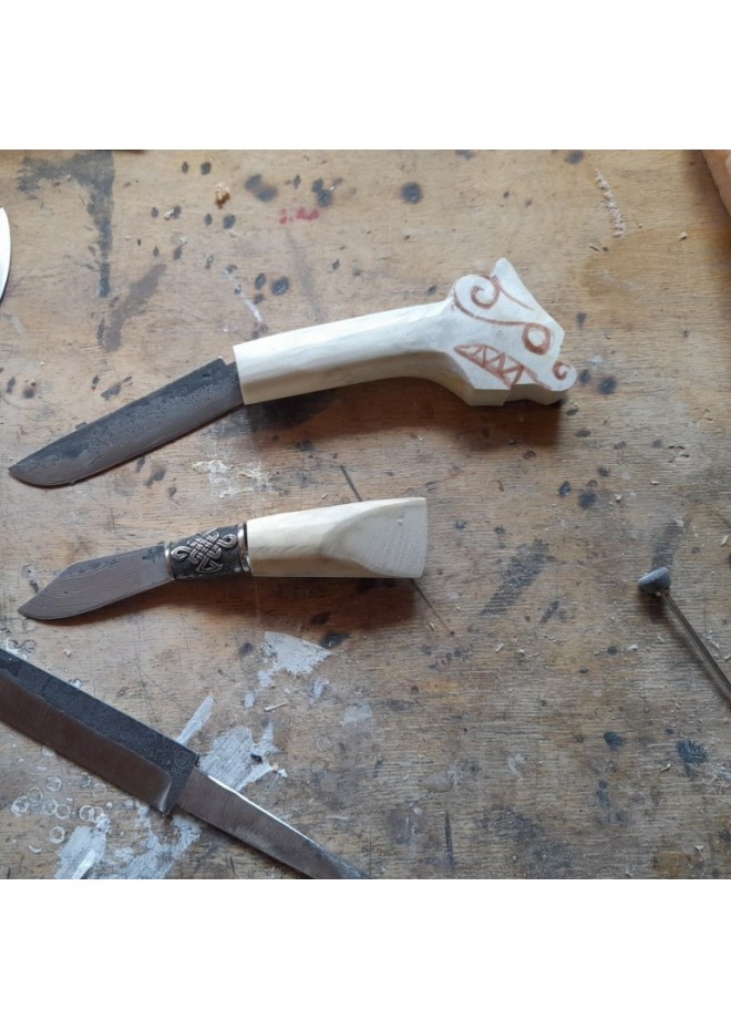 Handmade Vikings knife "Fenrir" with leather sheath. Wolf head knife.