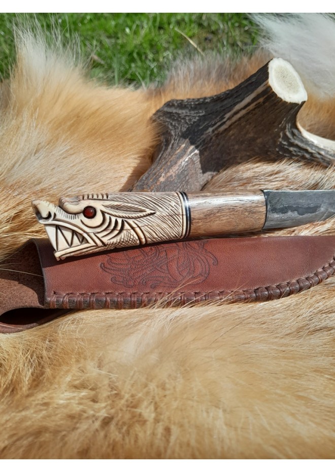  Vikings rune knife "Wolf" with leather sheath. Antler and wood hand-carved handle. Fenrir.