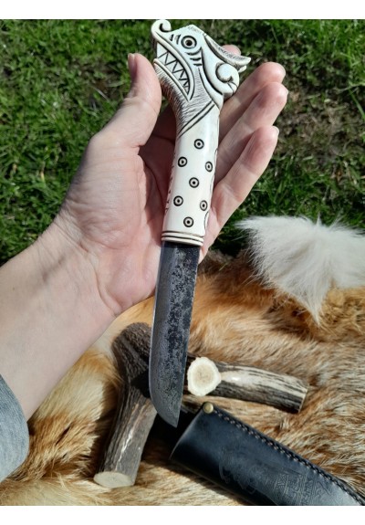 Handmade Vikings knife "Fenrir" with leather sheath. Antler hand-carved handle. Wolf head knife. Hand-forged Damascus steel blade.