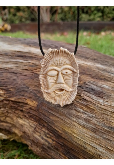 Hand-carved Viking God Odin face pendant, Óðinn amulet with Ansuz rune. Moose antlers hand-carved