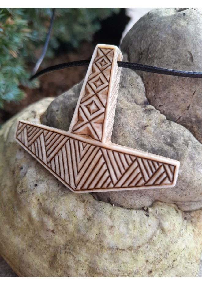 Mjolnir amulet. Norse God Thor hammer pendant. Moose antlers hand-carved