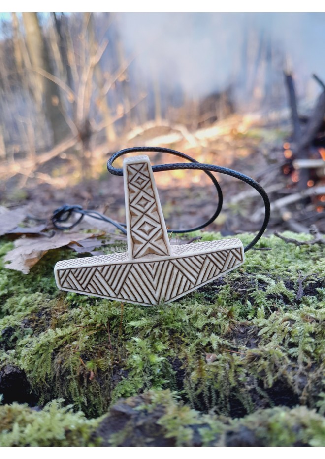 Mjolnir amulet. Norse God Thor hammer pendant. Moose antlers hand-carved